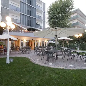 Hotel Corona Hotel